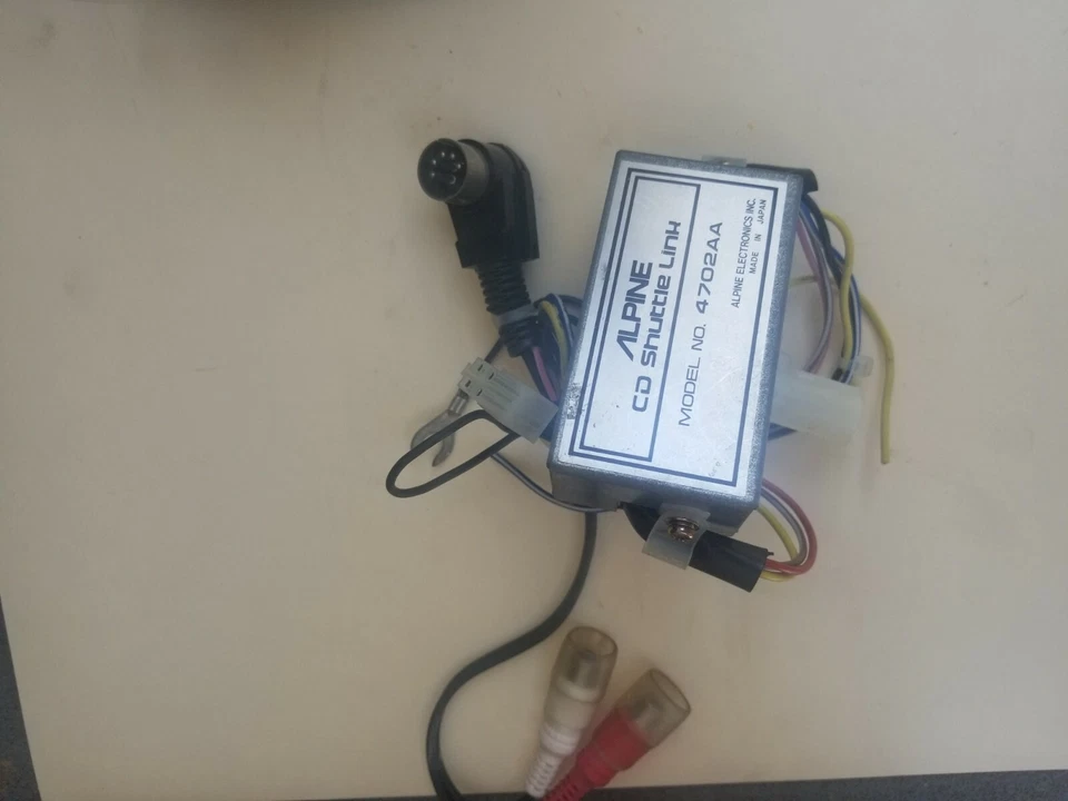 ////ALPINE CD Shuttle Link 4702AA CD Changer DIRECT CONNECT for early ACURA - Image 1 of 1