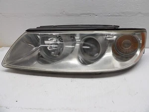 2006-2010 Hyundai Azera Headlight 6 pins green plug left driver side Oem nice - Picture 1 of 9