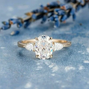 2.00 Ct Oval Cut Simulated Diamond Solitaire Wedding Ring 14k Yellow Gold Plated - Picture 1 of 6