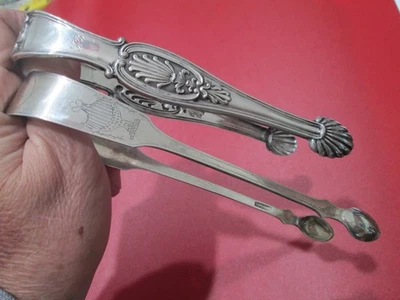 DOS PINZAS DE PLATA PARA MONEDAS - Una 1802 por WILLIAM BELL - PHILADELPHIA PA SILVERSMITH Foto 1 de 4