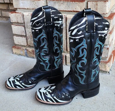 Black Calf Leather With Stingray Wingtips + Shaft Accents.  Size  7.5 B - Image 1 of 4