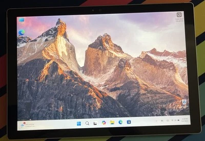 Microsoft Surface Pro 4 Intel i5 , 16gb Ram , 512GB SSD, Excellent condition #96 - Изображение 1 из 4