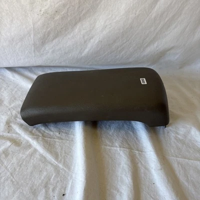 2000-2004 Subaru Outback Legacy Center Console Gray  Leather Armrest Storage OEM - Image 1 of 4