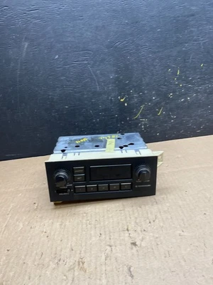 Dodge Aries 1985 a 1986 radio estéreo AM FM receptor T4782 PS Foto 1 de 4