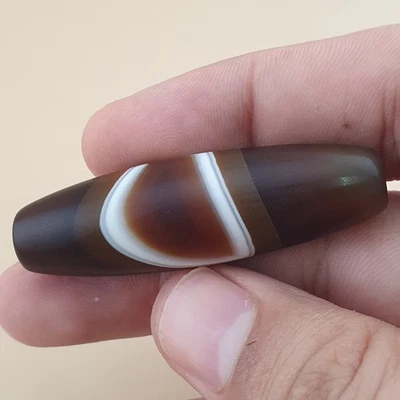 Vintage Natural Yemeni Suliemani Agate Bead Amulet - Image 1 of 4