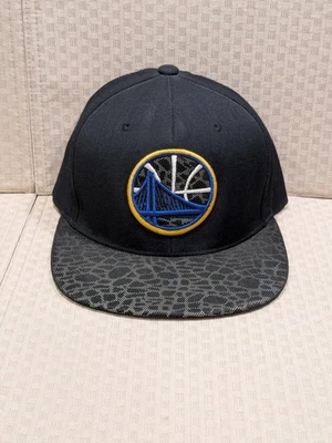 Golden State Warriors Negro con Logo Bordado Cuero Visera Snapback Gorra NUEVO Foto 1 de 4