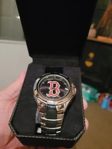 MLB Boston Red Sox Mens game time watch NIB logo B - Picture 1 of 3