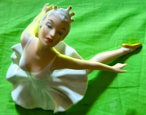Weimar Porzellan Wallendorf "Tänzerin kniend" Figur Schwanensee Ballett - Bild 1 von 7