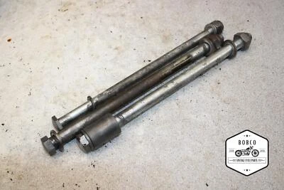 1974 Suzuki GT250 крепежные болты двигателя крепежные винты двигателя i3-1396.zs - Изображение 1 из 3