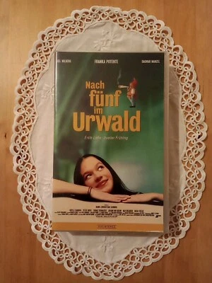 Nach Fünf im Urwald 😎 VHS Video Kassette 📼Kult 90'er Vintage 📺 Film Klassiker - Bild 1 von 4