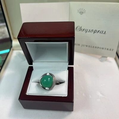 Anillo de oro blanco de 18 quilates con piedras preciosas de crisoprasa talla 5 Foto 1 de 4