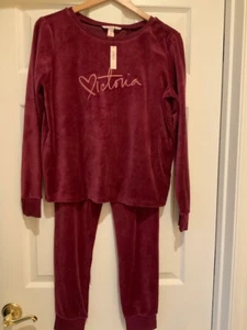 Neu mit Etikett Victoria's Secret Lounge-Set cranberryfarbener Velours mit offenem Rücken Größe Medium - Bild 1 von 7