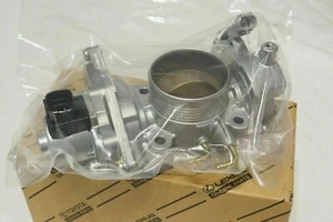 Toyota Genuine Diesel Throttle Body 26100-67100 Oem Land Cruiser Lx New Japan - Picture 1 of 6