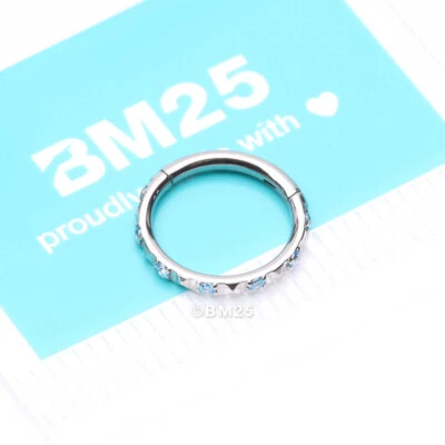 Anillo Clicker Sin Costuras Geométrico Tachonado Brillo Pirámide de Titanio Grado Implante Foto 1 de 4