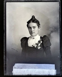 Antique Glass Negative Beautiful Woman Corsage Puffy Sleeve 5 x 4 in C1912 - Picture 1 of 3