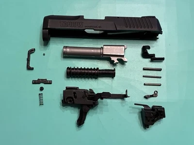 EYECTOR DE SEGURIDAD GATILLO PIEZAS INFERIORES CAÑÓN DESLIZANTE TAURUS G2C USADO FABRICANTE DE EQUIPOS ORIGINALES 9 MM Foto 1 de 4