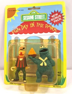 Sesame Street 1985 Fun Day In The Park With Bert And Cookie Monster NIP Tara Toy - Picture 1 of 2