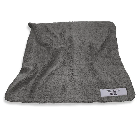 Brooklyn Nets 60'' x 50'' Frosty Fleece Blanket Cover