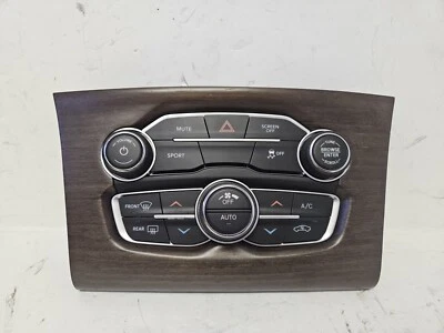 Chrysler 300 2017 2018 radio pila central y controles de climatización OEM 68293633 Foto 1 de 4
