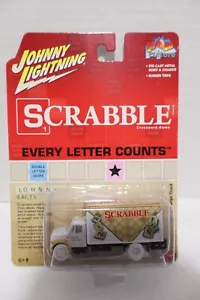 johnny lightning scrabble 1999 camion merci internazionale white lightning chase - Foto 1 di 1