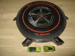 Vintage 1968 Mattel Hot Wheels Super Rally Case 24 Car Holder Carrier & 2 CARS - Picture 1 of 18