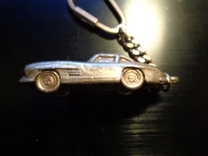 SCHLÜSSELANHÄNGER WOHL VERSILBERTER MERCEDES 300 SL AUTO AUS DEN 1980 JAHREN - Bild 1 von 6