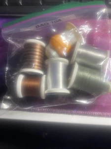 6 SPOOLS OF THREAD FOR SEWING OR QUILTING - Picture 1 of 2