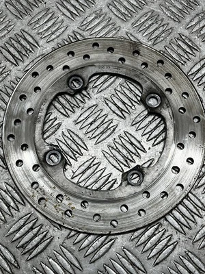 Disco de freio traseiro Honda CB 600 F Hornet 1999 1998 - 2002 - Imagem 1 de 3