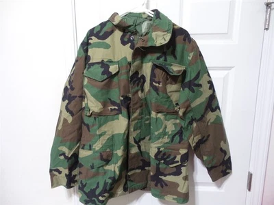 全新 1999 年 GOLDEN MFG 中号 长军队 M65 战场夹克外套 WOODLAND BDU USGI — 第 1/4 张图片