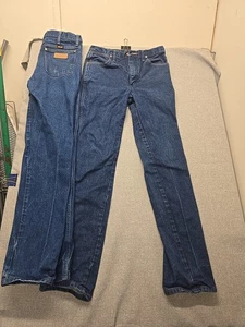 Wrangler Jeans Men's 30x34 (Actual Inseam 32) Bundle of 2 Pairs #A001 and #A003 - Picture 1 of 21