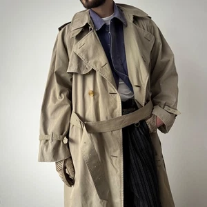 Gabardina vintage de Burberry beige con cinturón de los años 90 para hombre - Imagen 1 de 9