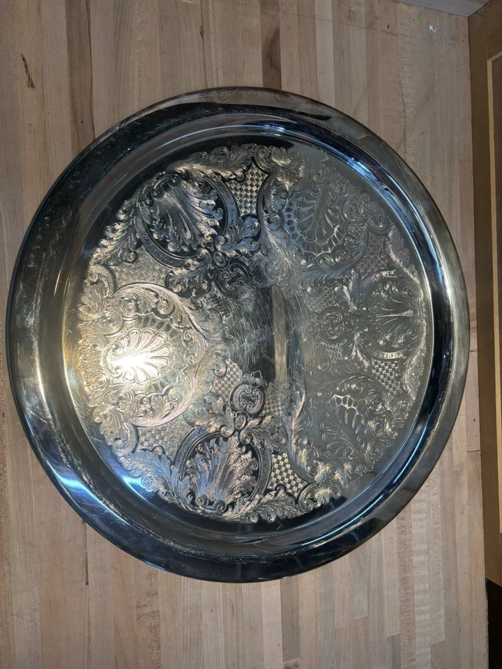 Винтажный посеребренный круглый сервировочный поднос Oneida США диаметр 19 дюймов Отличное состояние товара - Изображение 1 из 4