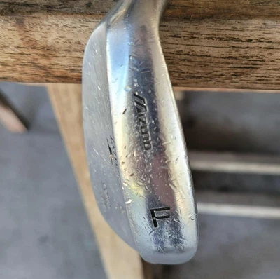 Mizuno T-Zoid Comp EZ F Wedge Gap LH Stiff Flex Accel-Arc Graphite Shaft 36" - Image 1 of 4