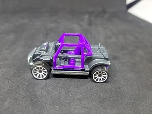Hot Wheels 2008 Morris Mini 5-Pack Interior Rollcage Base No Plastic Cover VHTF - Picture 1 of 4