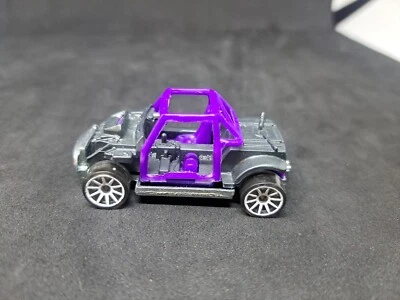 Hot Wheels 2008 Morris Mini 5-Pack Interior Rollcage Base No Plastic Cover VHTF - Image 1 of 4