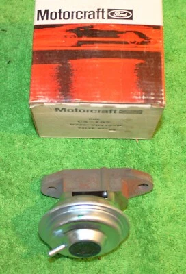 1977 1978 Ford Mustang II Pinto Mercury Bobcat NOS 4-CYL 2.8 Liter A/T EGR VALVE - Image 1 of 4