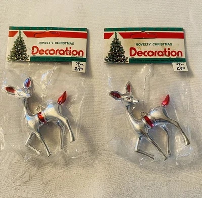 Vintage NOS Silver Metallic Plastic Deer Reindeer Ornaments 1991 Set Of 2 New - Image 1 of 4