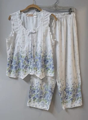 LA CERA White Pansies Floral Cotton Pajamas Pintucks Ribbon Lace Cropped M - Image 1 of 4