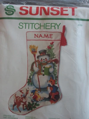 Medias de Navidad vintage 1980 Sunset Crewel Kit AMIGOS DEL MUÑECO DE NIEVE 2029 Foto 1 de 4