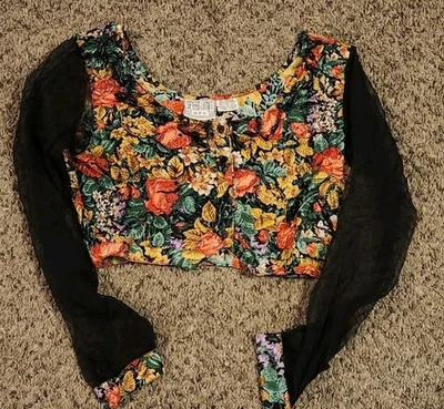 ВИНТАЖНЫЙ 90-Х ОГРАНИЧЕНИЕ СКОРОСТИ MPH ВИСКОЗА ЦВЕТОЧНЫЙ БИСЕР БОГЕМНОЕ УКОРОЧЕННЫЙ ТОП M - Изображение 1 из 4