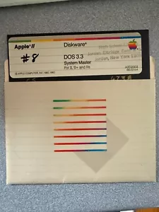 Apple 2 Software: DOS 3.3 Getestet zum Booten und Laufen auf unseren Apple 2c 5.25 Festplatten - Bild 1 von 5