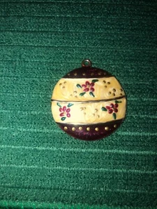 Colgante adorno navideño esmaltado vintage TC 1 3/8" - Imagen 1 de 4