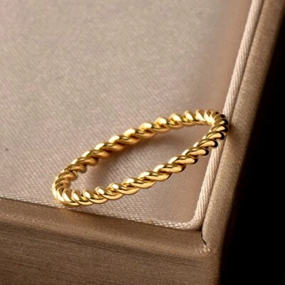 Anillo apilable retorcido dorado banda acero inoxidable joyería de moda regalo para ella Foto 1 de 4
