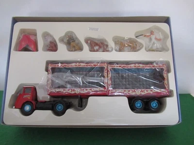CORGI ERF ARTIC WITH CAGES, ANIMALS & FIGURE - CHIPPERFIELDS SCALE 1:50  11201 - Image 1 of 4