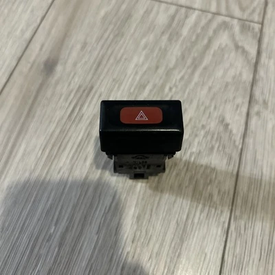 Nissan Pathfinder 1994-1997 y camioneta interruptor de peligro de emergencia botón control Foto 1 de 4