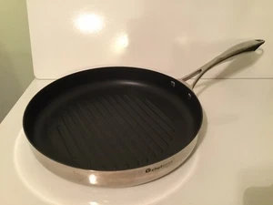 Tupperware Chef Series 12" Round Grill Pan 6.5 Cups 1.5" Deep New - Picture 1 of 2