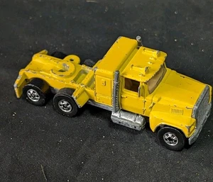 Vintage 1981 Hot Wheels Steering Rigs Diecast Yellow Ford LTL Semi Truck HK NM-M - Picture 1 of 4