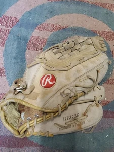 Rawlings RBG36 Jose Canseco Fastback Model RH Basket Baseball Glove. - Picture 1 of 4