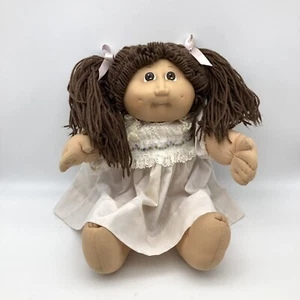 Vintage Kohlaufnäher Kinderpuppe Appalachen Kunstwerke SCHWARZE SIGNATUR, 1982, HM 2 - Bild 1 von 20