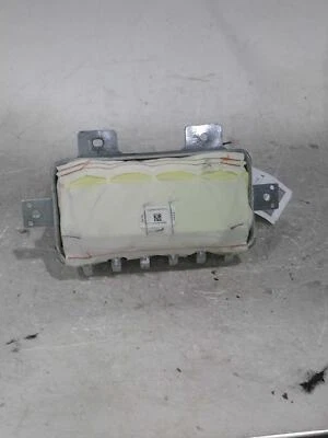 Used Right Instrument Panel Air Bag fits: 2015 Kia Sorento passenger dash Right Foto 1 de 4